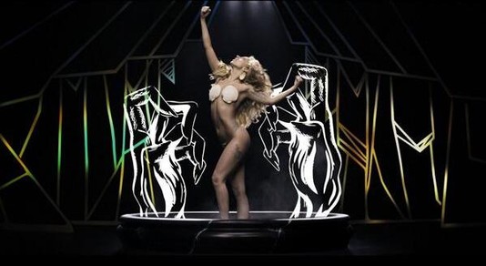 Lady Gaga выпустила клип на песню Applause