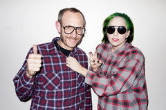Леди Гага перекрасила волосы в зеленый цвет 