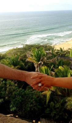 Кристина Агилера объявила о помолвке