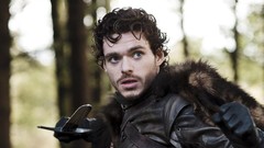 Ричард Мэдден в сериале «Игра престолов» Ричард Мэдден в сериале «Игра престолов»