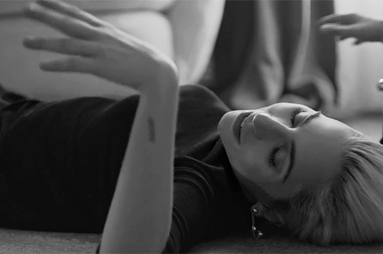 Леди Гага в рекламном ролике Tiffany & Co 