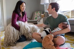 Марк Цукерберг с женой и дочкой