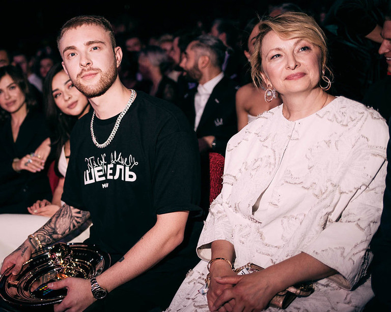 Егор Крид с мамой
