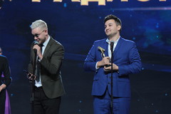 Красавцы Love Radio получают премию «Радиомания-2018»