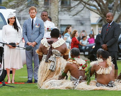 Меган Маркл и принц Гарри в столице Фиджи