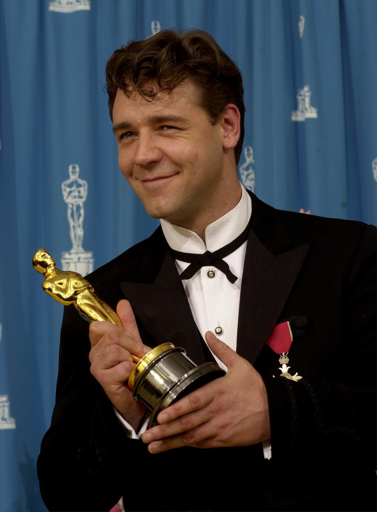 Рассел Кроу получил «Оскар» за роль в «Гладиаторе»