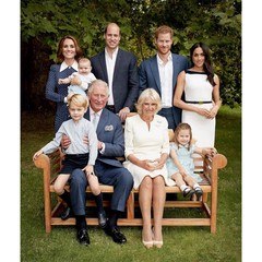 Принц Чарльз, герцоги Сессекские и Кембриджские с детьми