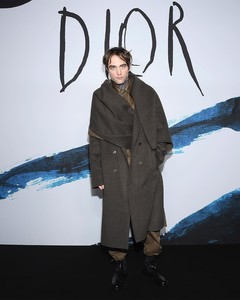 Роберт  Паттинсон на показе Dior