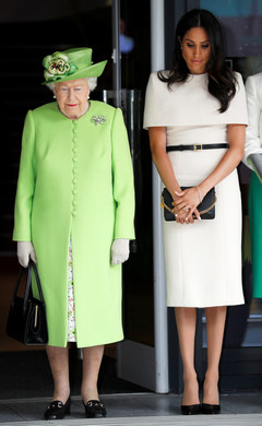 Королева Елизавета 2 и Меган Маркл