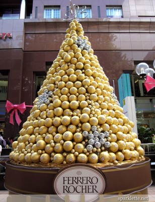 Сладкая елка от Ferrero Rocher