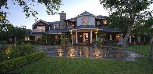 Дом, который семейство Осборнов продает за 13 миллионов долларов