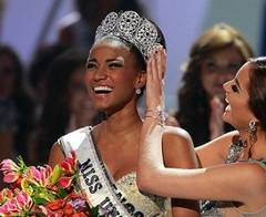 25-летняя Лейла Лопеc из Анголы стала «Мисс Вселенной - 2011» 25-летняя Лейла Лопеc из Анголы стала «Мисс Вселенной - 2011»