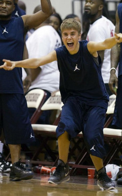 Джастин Бибер – звезда баскетбола! 