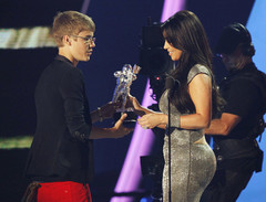 Justin Bieber Kim Kardashian MTV VMA 2011