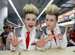 Дуэт «Jedward» 