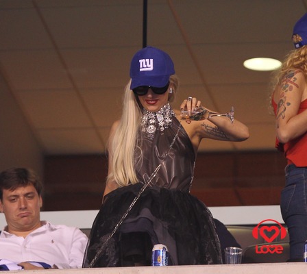 Леди Гага посетила игру бейсбольной команды “Giants” 