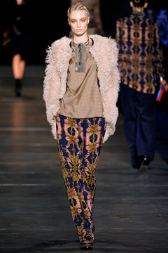 Etro Etro