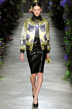 “Givenchy” “Givenchy”