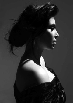 Ким Кардашиан в журнале InStyle Ким Кардашиан в журнале InStyle
