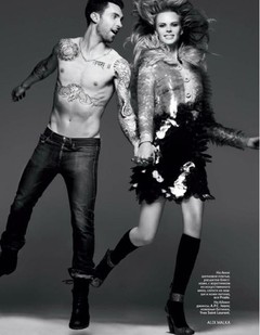 Солист “Maroon5” и его девушка обнажились для журнала “Vogue” Солист “Maroon5” и его девушка обнажились для журнала “Vogue”