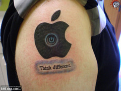 Фанаты Apple и их татуировки Фанаты Apple и их татуировки