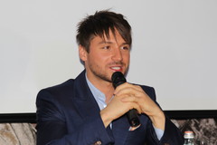 Сергей Лазарев представил новый клип “Electric Touch”