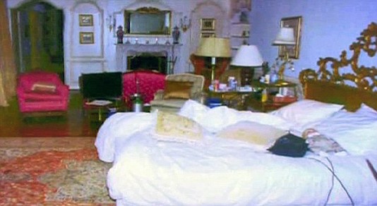 Кровать, на которой умер Майкл Джексон, будет продана с аукциона