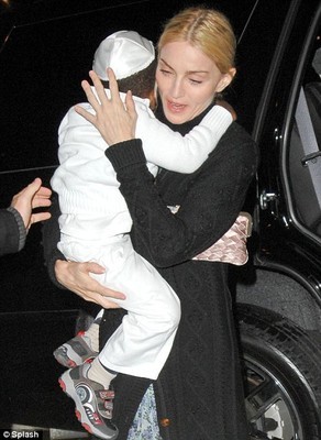Мадонна с сыном