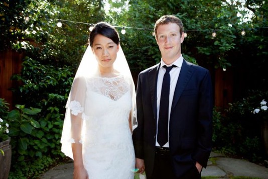Основатель «Facebook» Марк Цукерберг женился