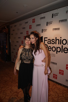 Fashion People Awards 2012. Анна Калашникова (справа)