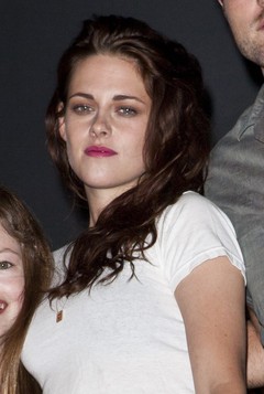 Кристен Стюарт (Kristen Stewart) осталась без работы Кристен Стюарт (Kristen Stewart) осталась без работы