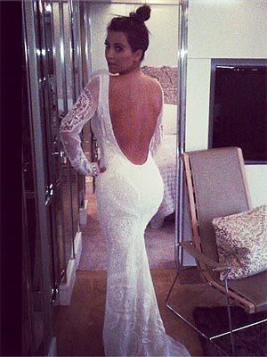 Ким Кардашьян выбрала свадебное платье