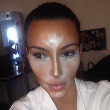 Урок макияжа от Ким Кардашиан
