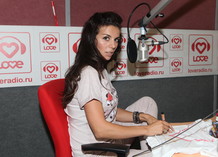 Анна Седокова на Пижамной Вечеринке Love Radio