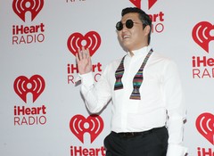 Клип Psy Gangnam Style попал в Книгу рекордов Гиннесса
