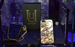 Миша Бартон представила самый дорогой в мире чехол для iPhone