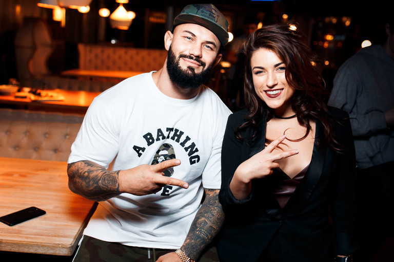 джиган жена оксана самойлова. джиган и самойлова. джиган и оксана самойлова. джиган дети ариэлла 2022. джиган и оксана самойлова.