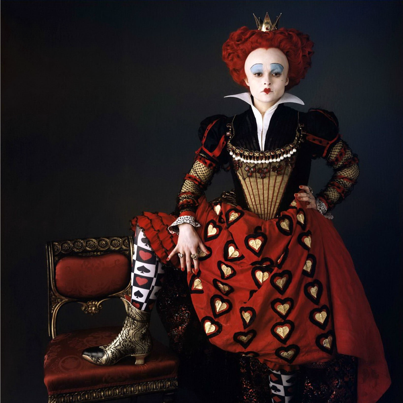 Хелена Бонем Картер в образе Червонной Королевы
